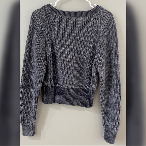 Urban Outfitters Chenille Sweater - Picture 2 of 2